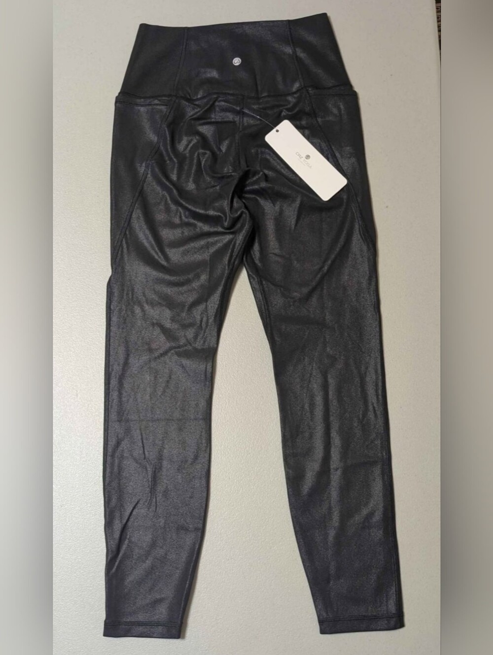 NWT CRZ YOGA medium shiny black leggings - Picture 6 of 9